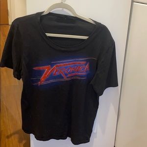 Amazing Veronica beard graphic tee